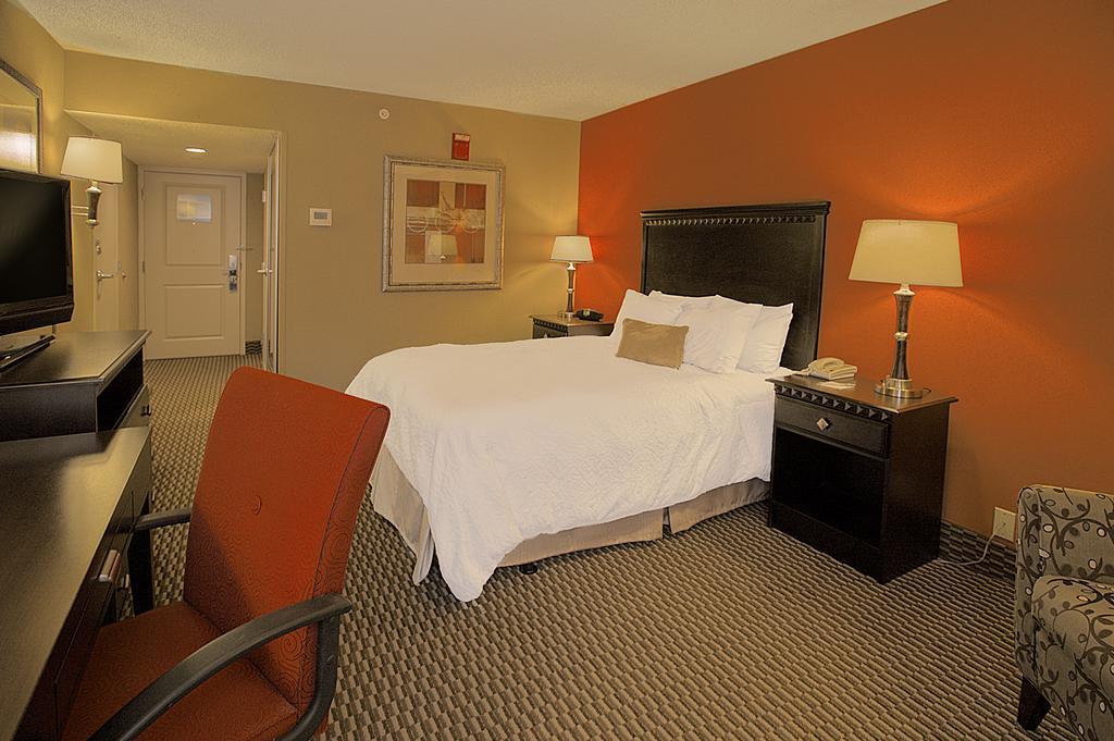 Hampton Inn Asheville - Biltmore Area Extérieur photo