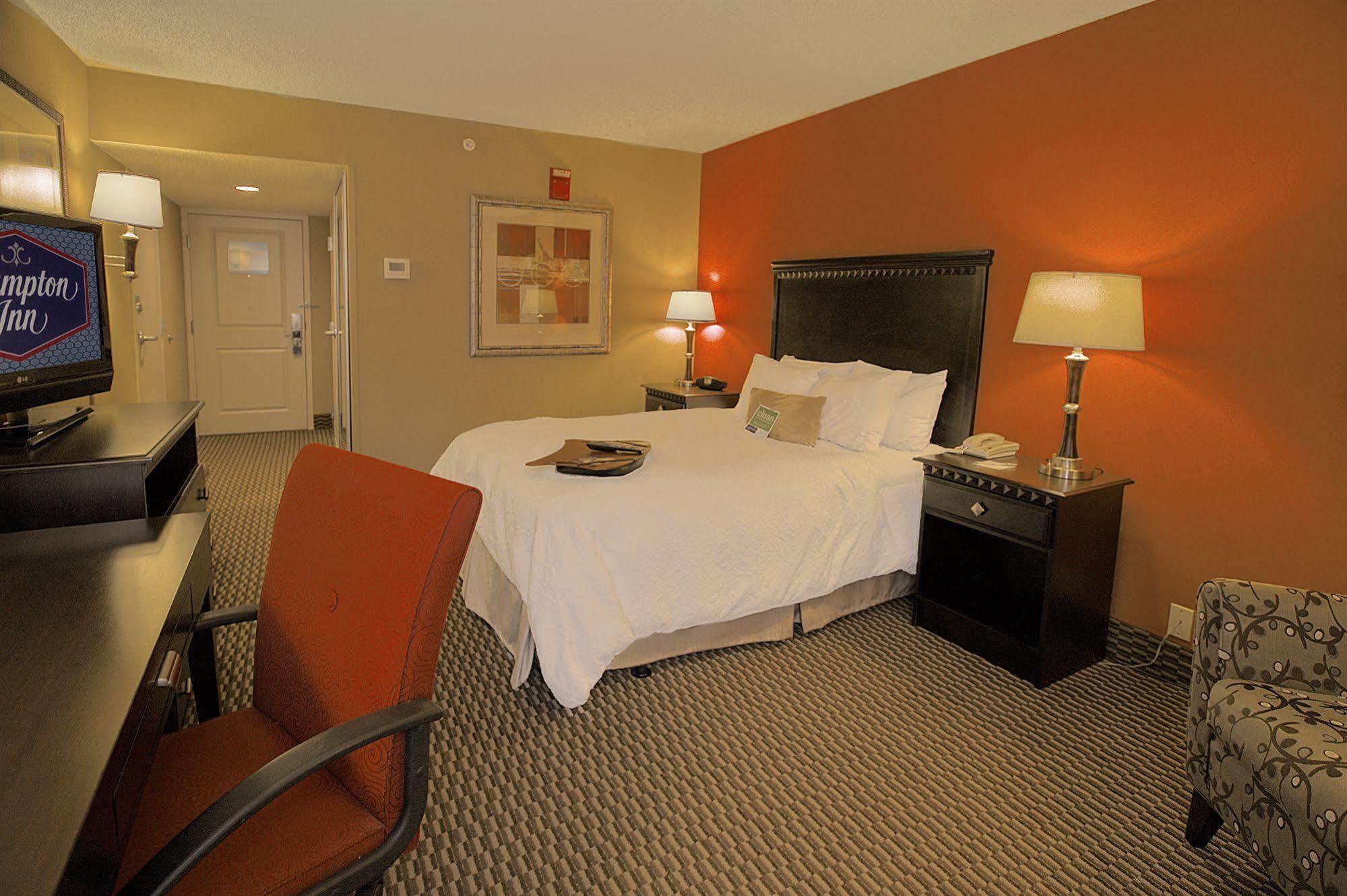 Hampton Inn Asheville - Biltmore Area Extérieur photo
