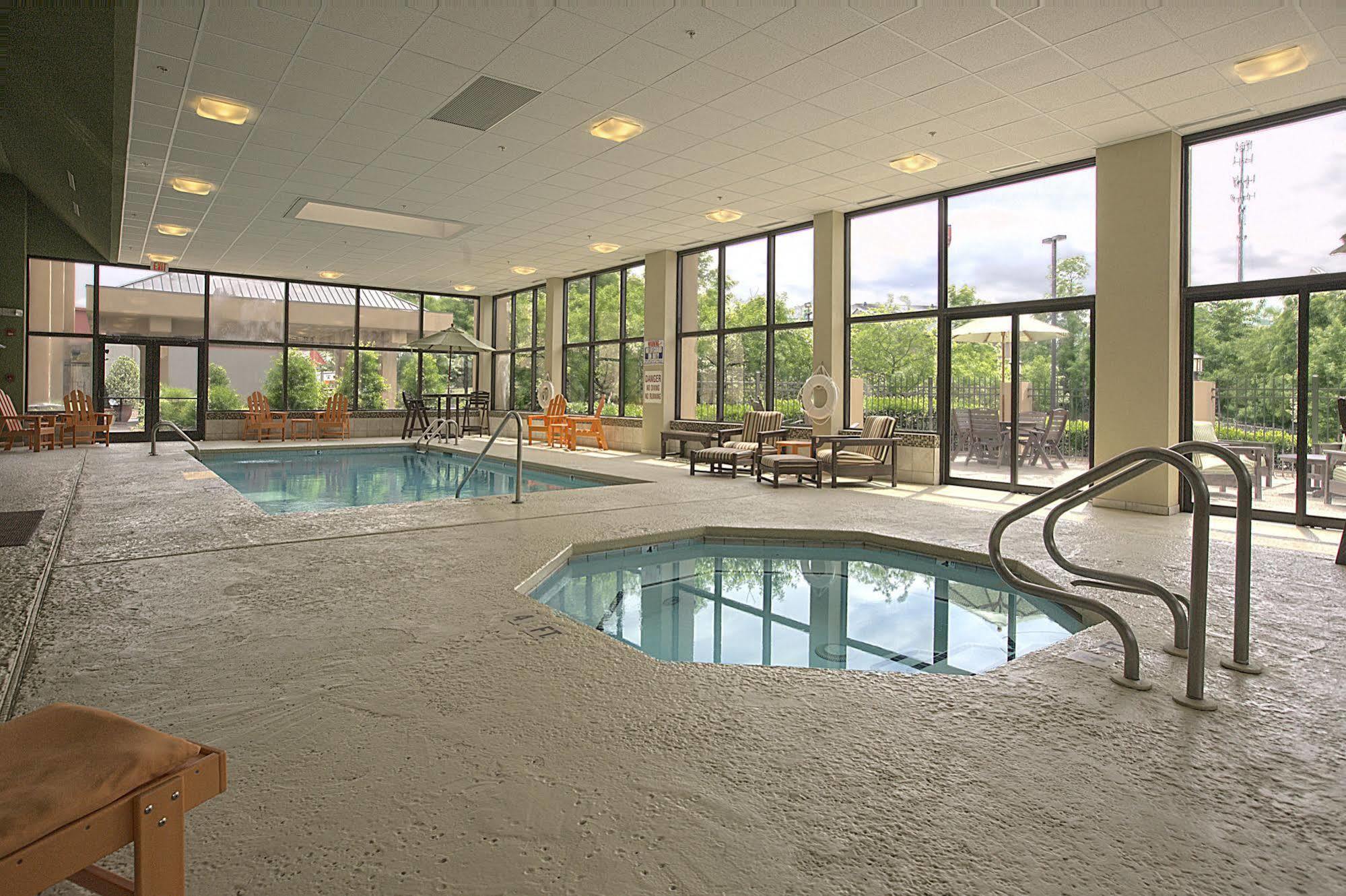 Hampton Inn Asheville - Biltmore Area Extérieur photo
